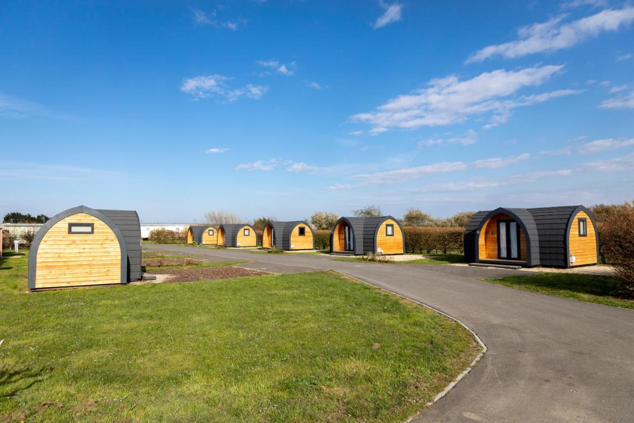 Готель Camping Pods, Dovercourt Holiday Park Гарвіч Екстер'єр фото